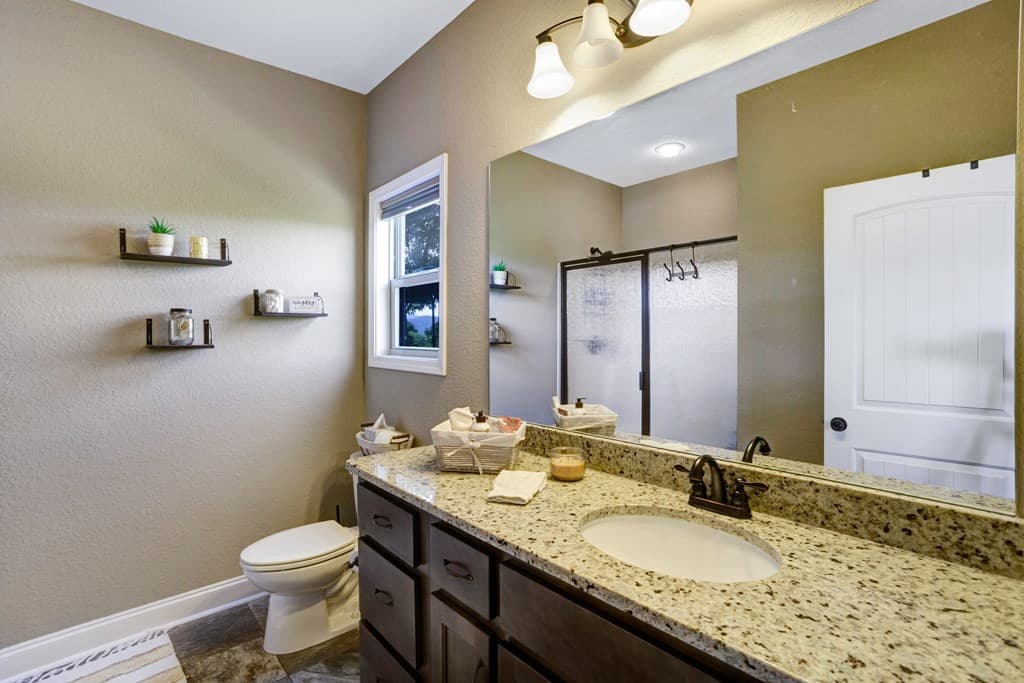 379 Chancey Drive, Hiawassee GA 30546 - Photo