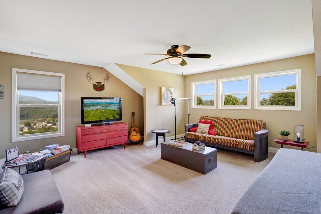 379 Chancey Drive, Hiawassee GA 30546 - Photo