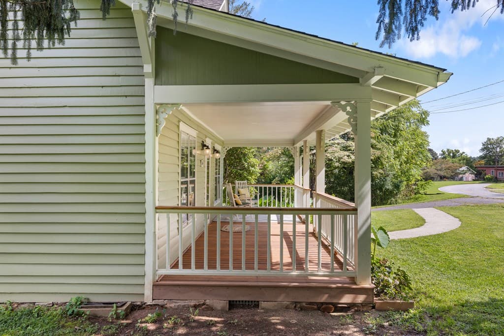 364 Hiawassee Street, Hayesville NC 28904 - Photo
