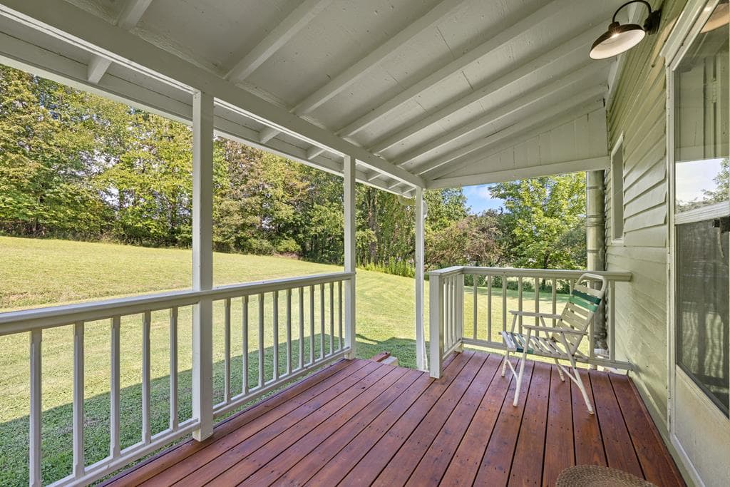 364 Hiawassee Street, Hayesville NC 28904 - Photo