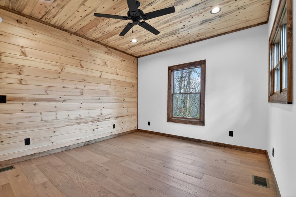 223 Bent Wood Lane, Blue Ridge GA 30513 - Photo