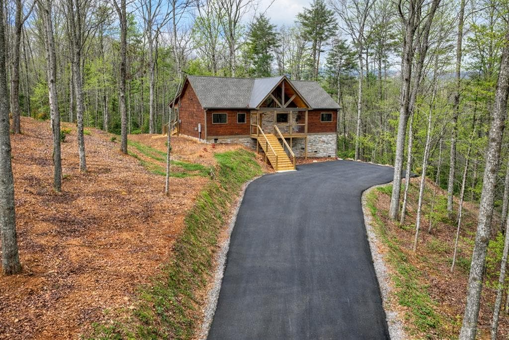 223 Bent Wood Lane, Blue Ridge GA 30513 - Photo