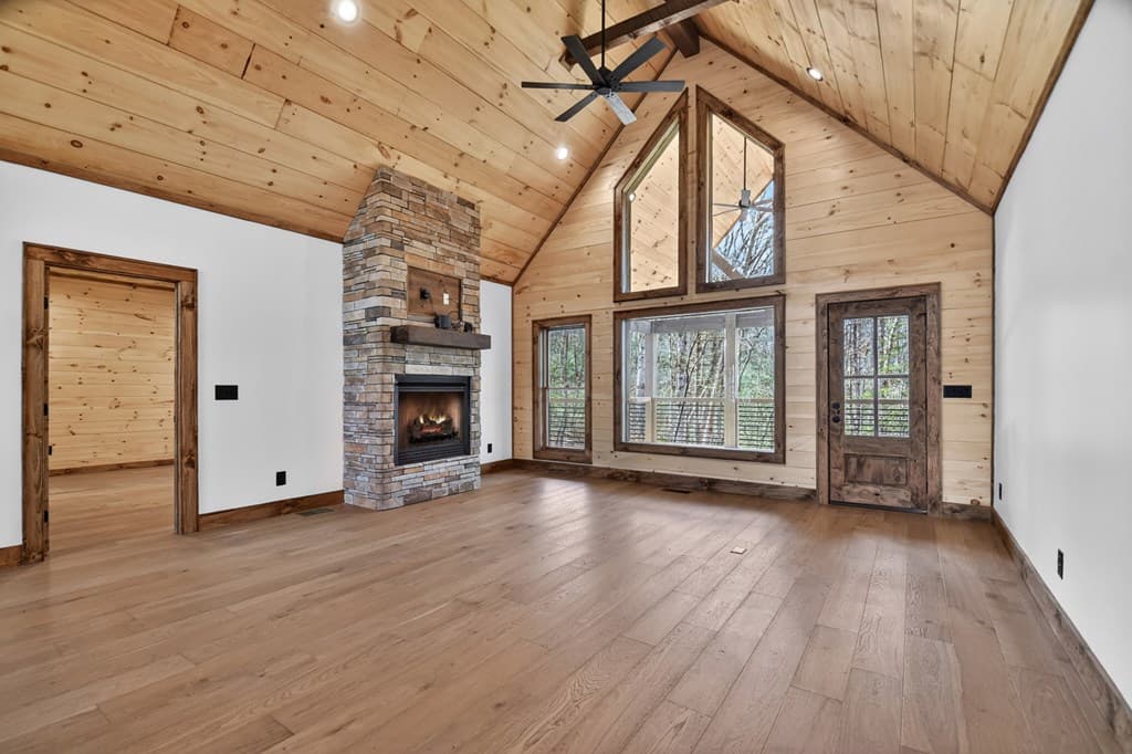 223 Bent Wood Lane, Blue Ridge GA 30513 - Photo