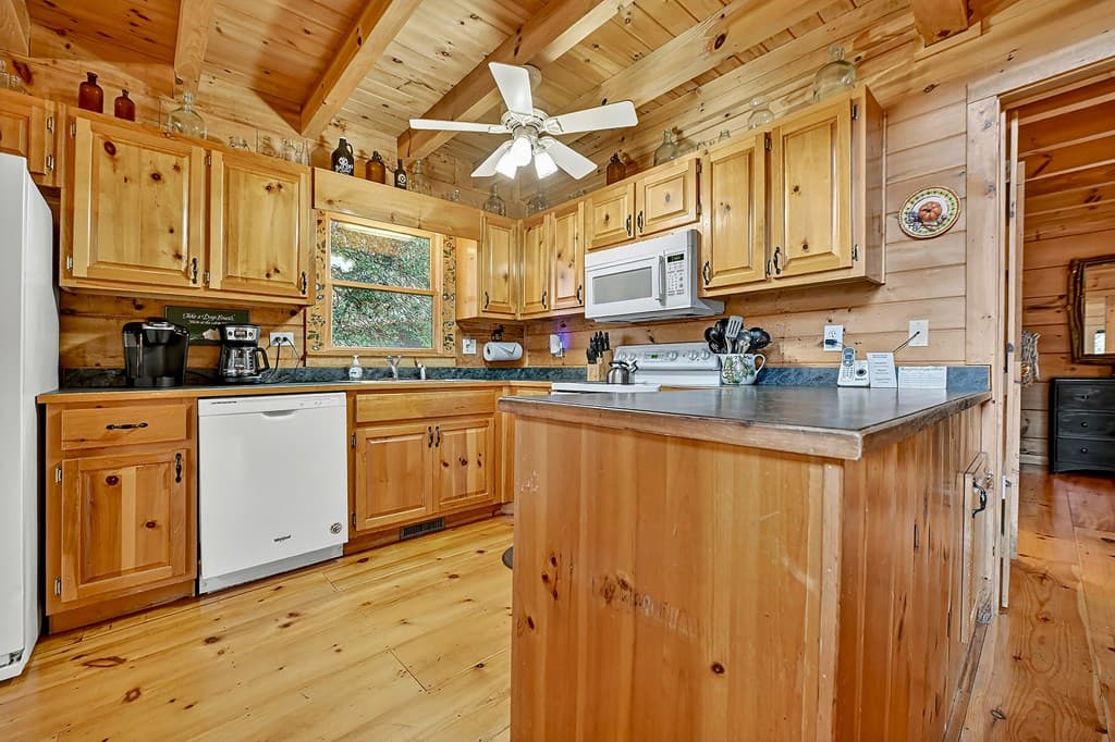 100 Arrow Way, Mineral Bluff GA 30559 - Photo