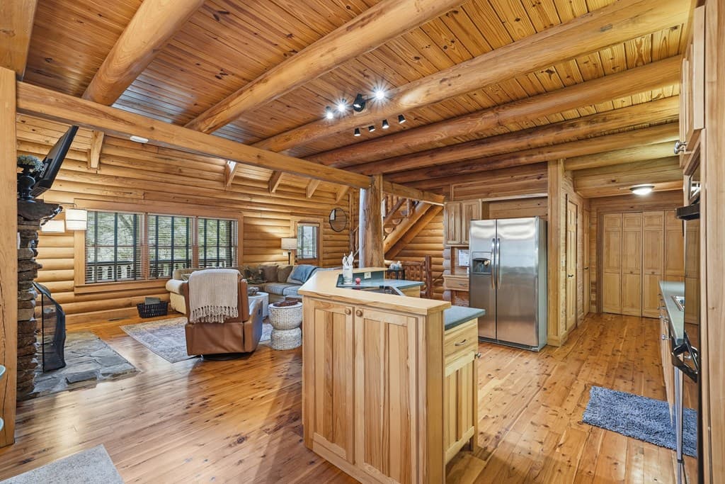 252 Branch Creek Road, Mccaysville GA 30555 - Photo