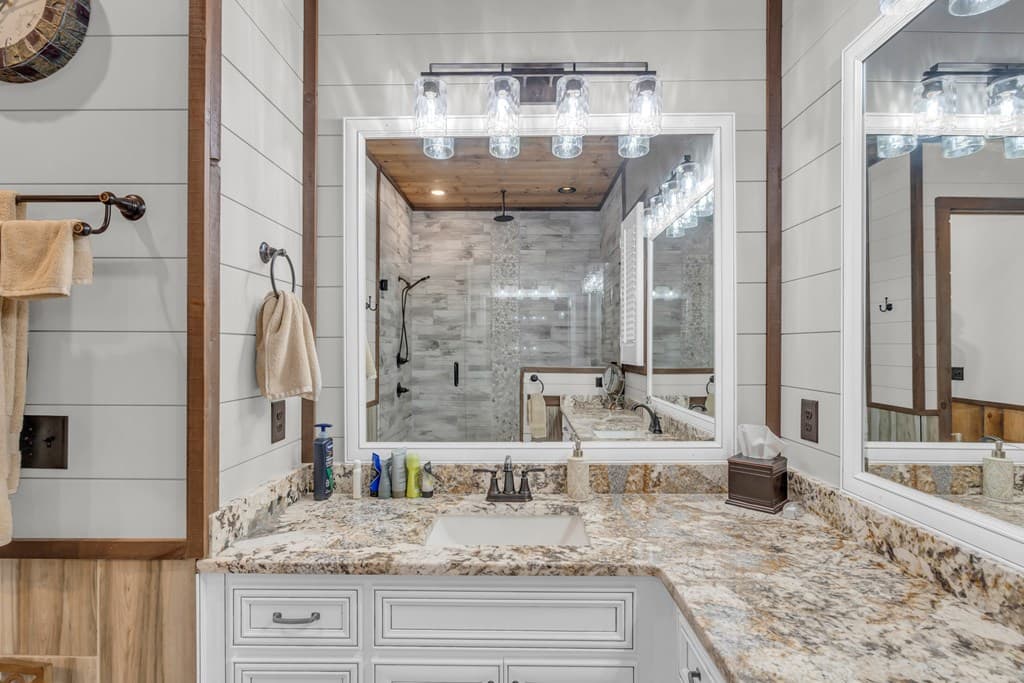 540 Overlook Drive, Blue Ridge GA 30513 - Photo
