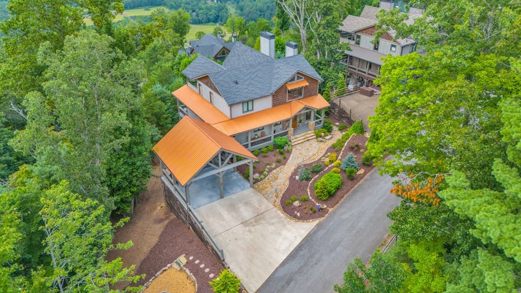 540 Overlook Drive, Blue Ridge GA 30513 - Photo