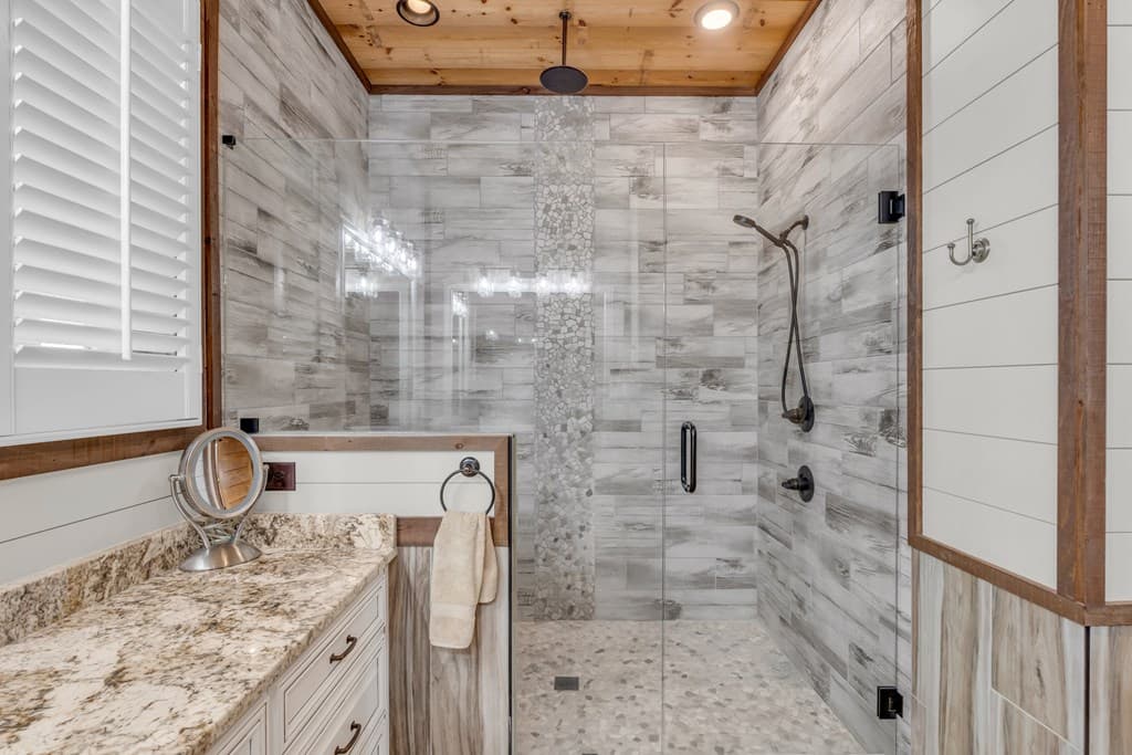 540 Overlook Drive, Blue Ridge GA 30513 - Photo