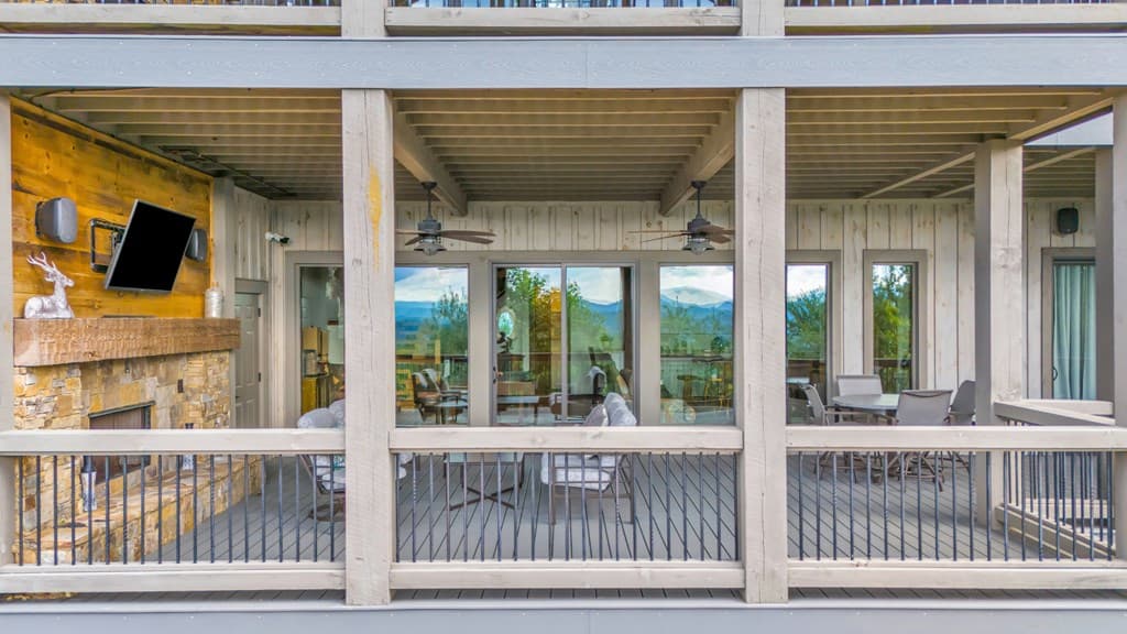 540 Overlook Drive, Blue Ridge GA 30513 - Photo