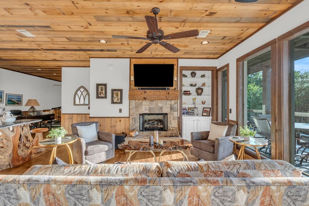 540 Overlook Drive, Blue Ridge GA 30513 - Photo