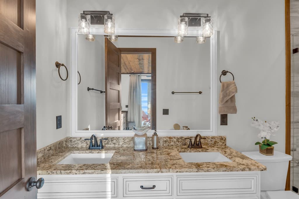 540 Overlook Drive, Blue Ridge GA 30513 - Photo