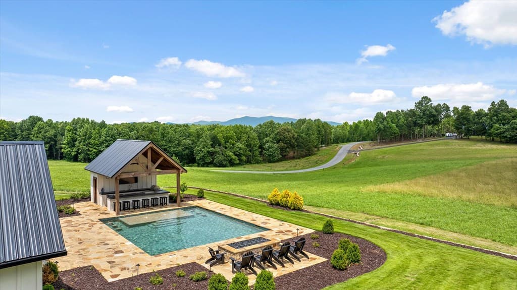 84 Bravo Way, Ellijay GA 30536 - Photo