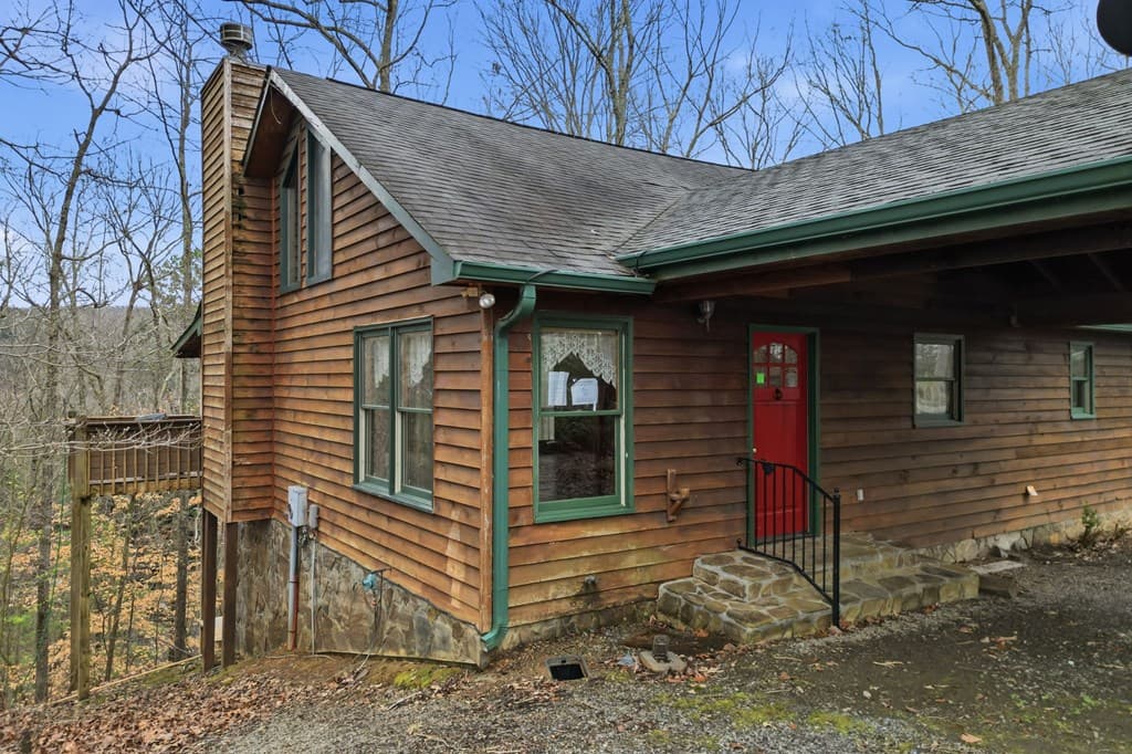 591 Oak Ridge Road, Ellijay GA 30536 - Photo