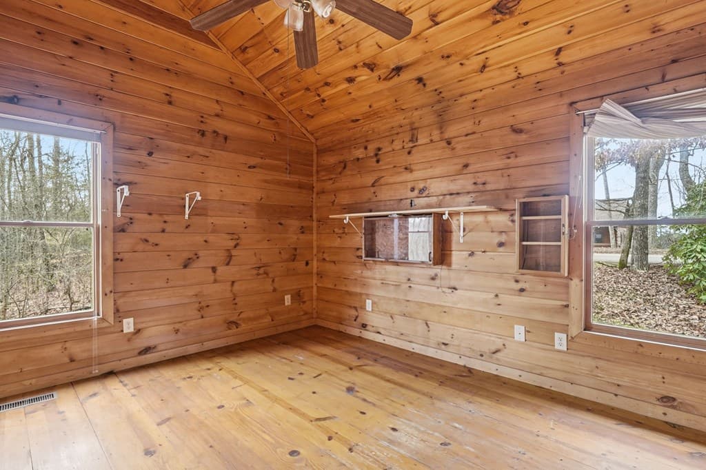 591 Oak Ridge Road, Ellijay GA 30536 - Photo