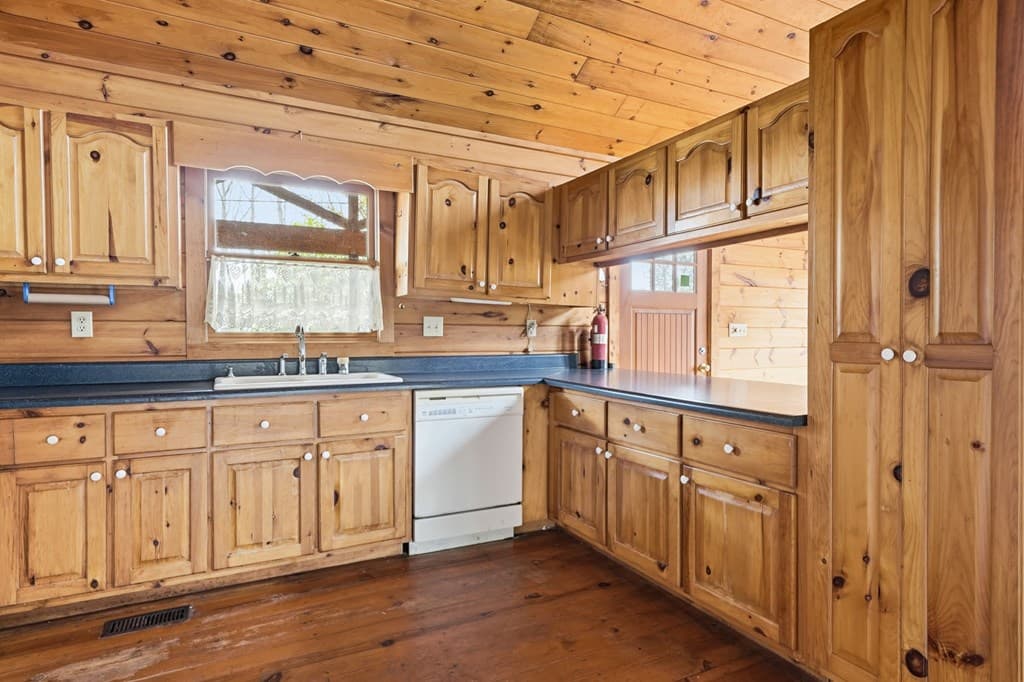 591 Oak Ridge Road, Ellijay GA 30536 - Photo