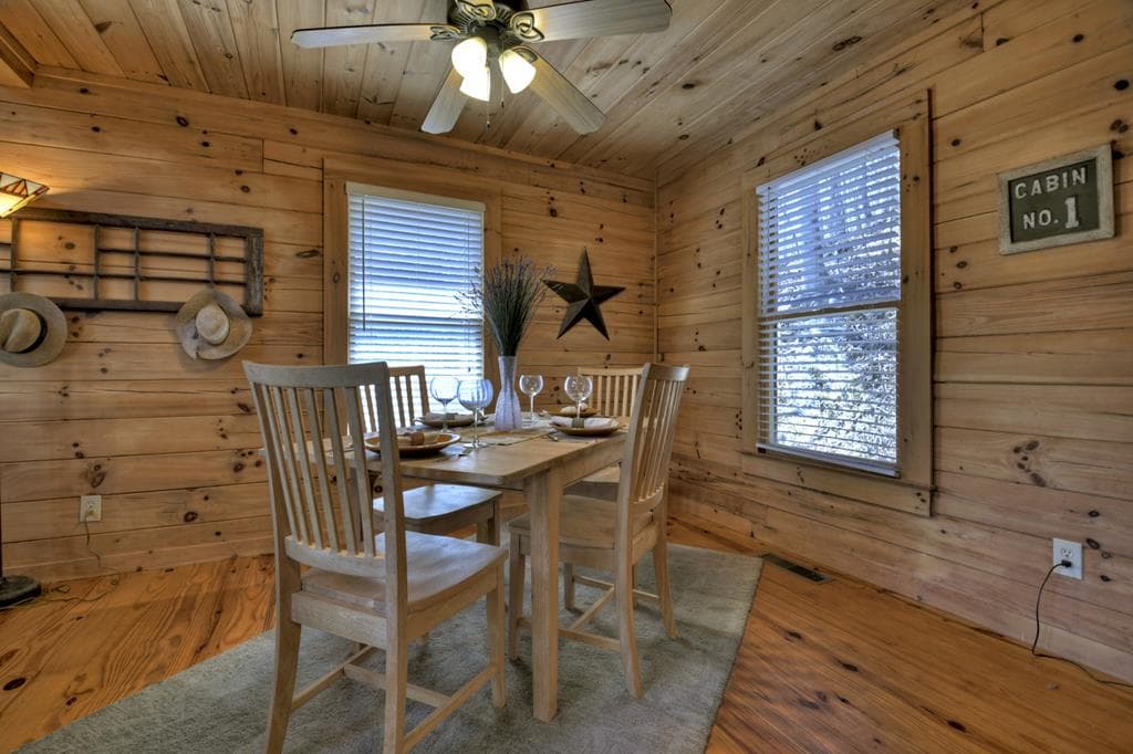 142 Arrow Ridge Road, Mccaysville GA 30555 - Photo