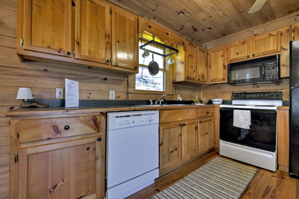 142 Arrow Ridge Road, Mccaysville GA 30555 - Photo