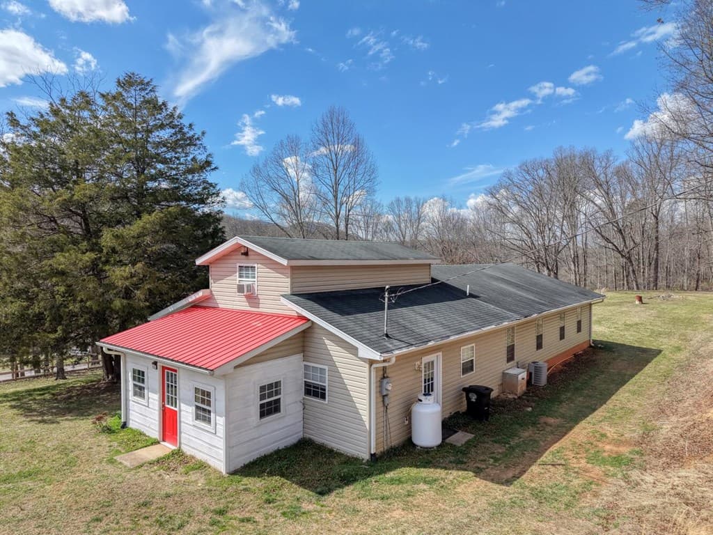 794 State Hwy 66, Young Harris GA 30582 - Photo