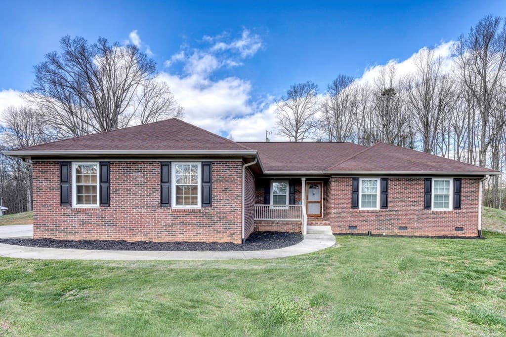 794 State Hwy 66, Young Harris GA 30582 - Photo