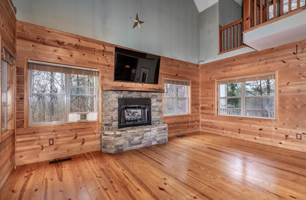 520 Newport Drive, Ellijay GA 30540 - Photo