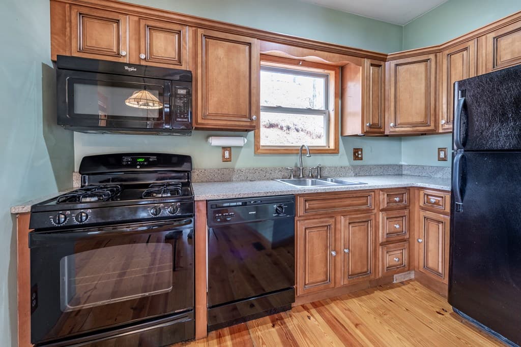 520 Newport Drive, Ellijay GA 30540 - Photo