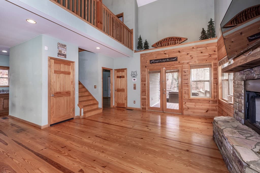 520 Newport Drive, Ellijay GA 30540 - Photo