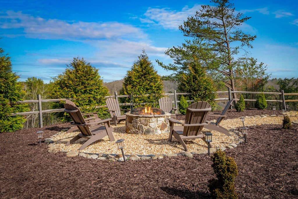 406 Hope Drive, Blue Ridge GA 30513 - Photo