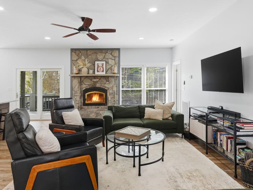 25 Walhala Trail, Blue Ridge GA 30513 - Photo