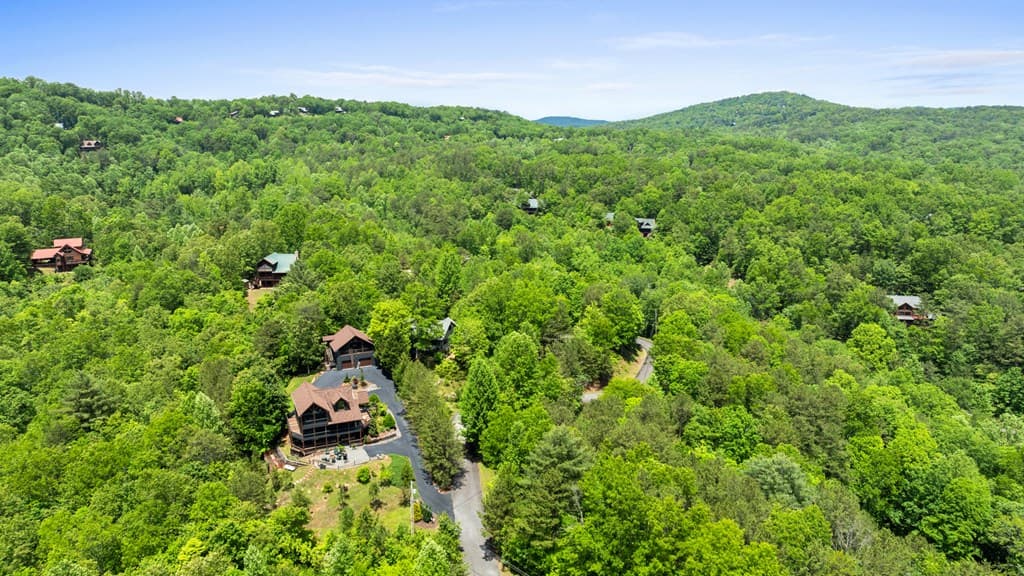 25 Walhala Trail, Blue Ridge GA 30513 - Photo