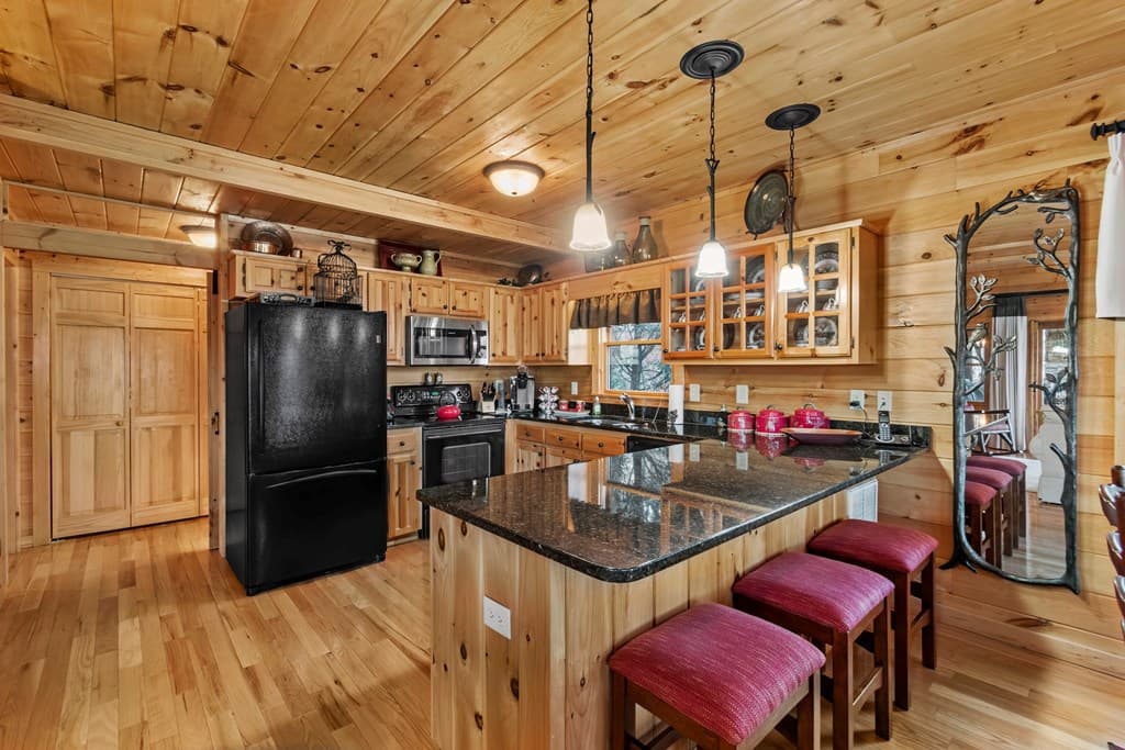 25 Unaka Trail, Mineral Bluff GA 30559 - Photo