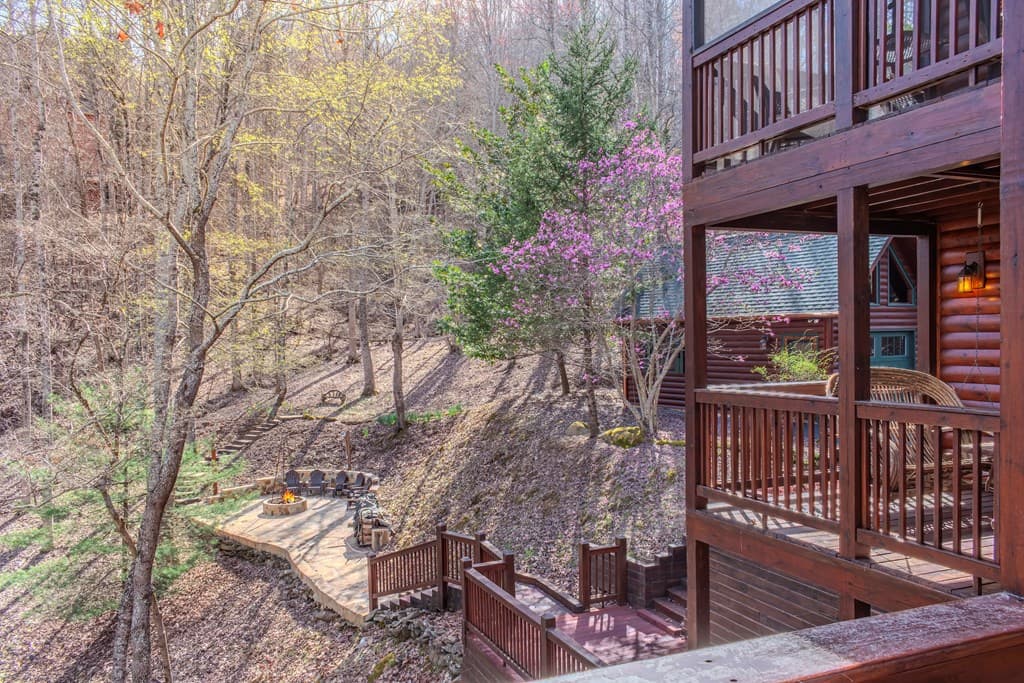 25 Unaka Trail, Mineral Bluff GA 30559 - Photo