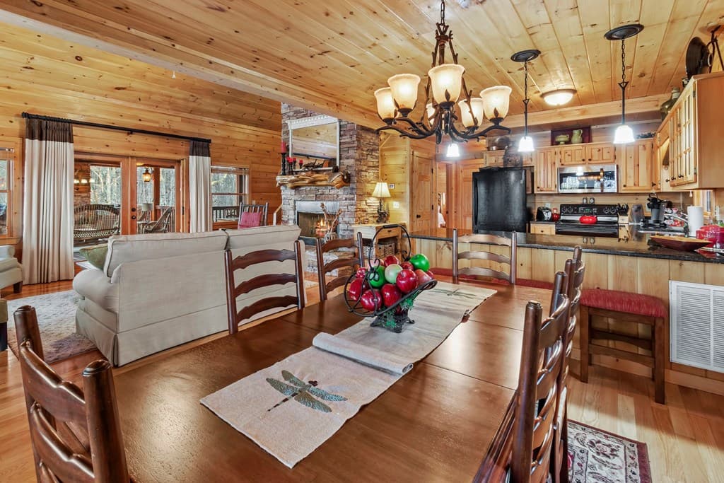 25 Unaka Trail, Mineral Bluff GA 30559 - Photo
