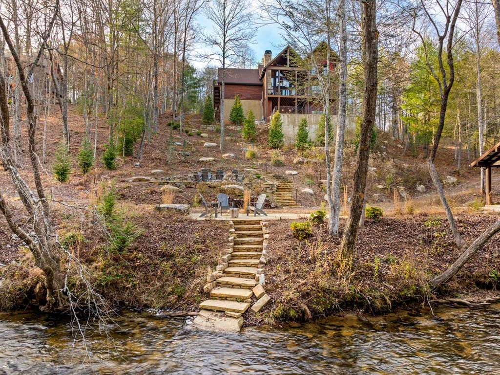 450 Miracle Lane, Blue Ridge GA 30513 - Photo