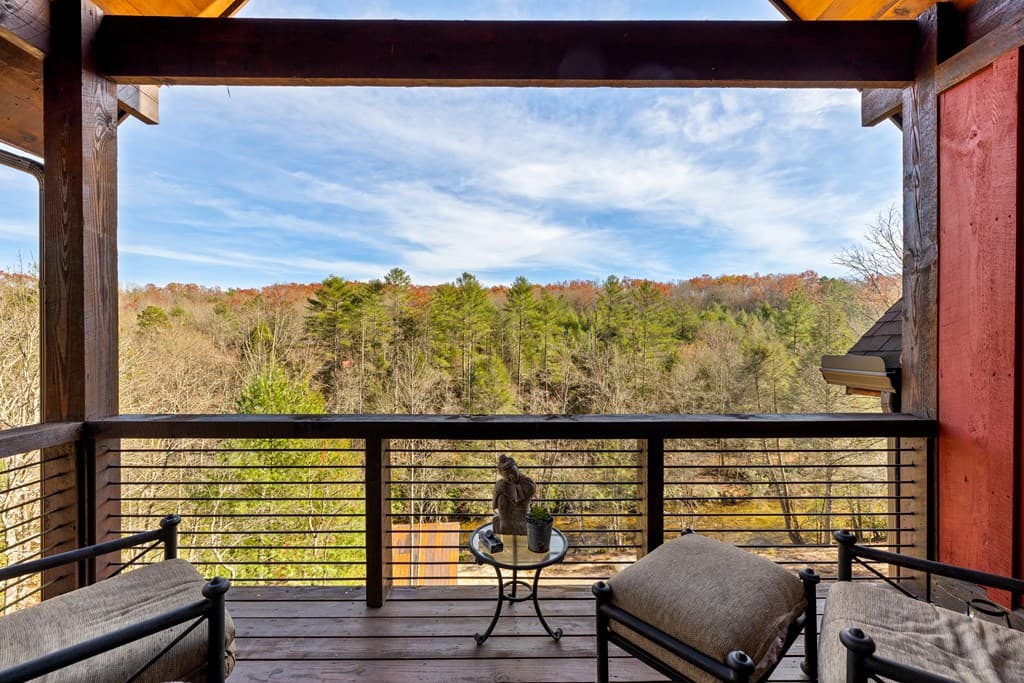 450 Miracle Lane, Blue Ridge GA 30513 - Photo