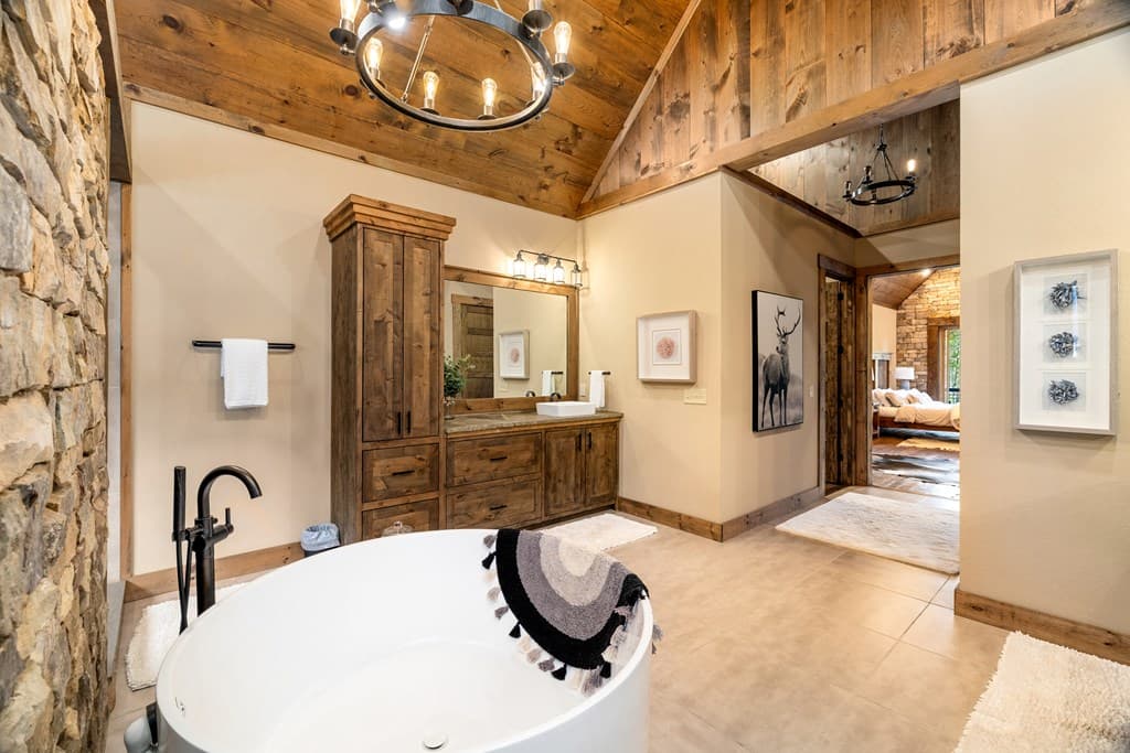 450 Miracle Lane, Blue Ridge GA 30513 - Photo