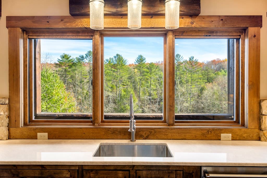 450 Miracle Lane, Blue Ridge GA 30513 - Photo