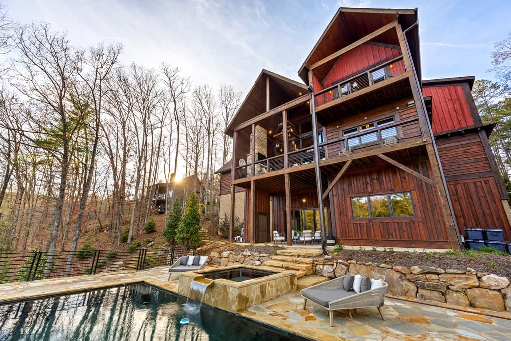 450 Miracle Lane, Blue Ridge GA 30513 - Photo
