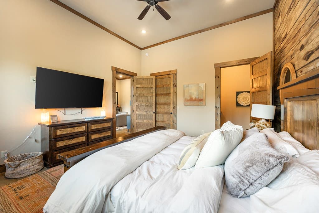 450 Miracle Lane, Blue Ridge GA 30513 - Photo