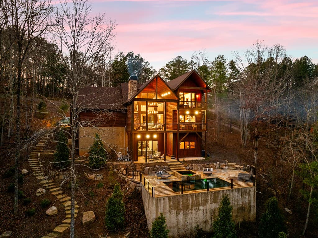 450 Miracle Lane, Blue Ridge GA 30513 - Photo
