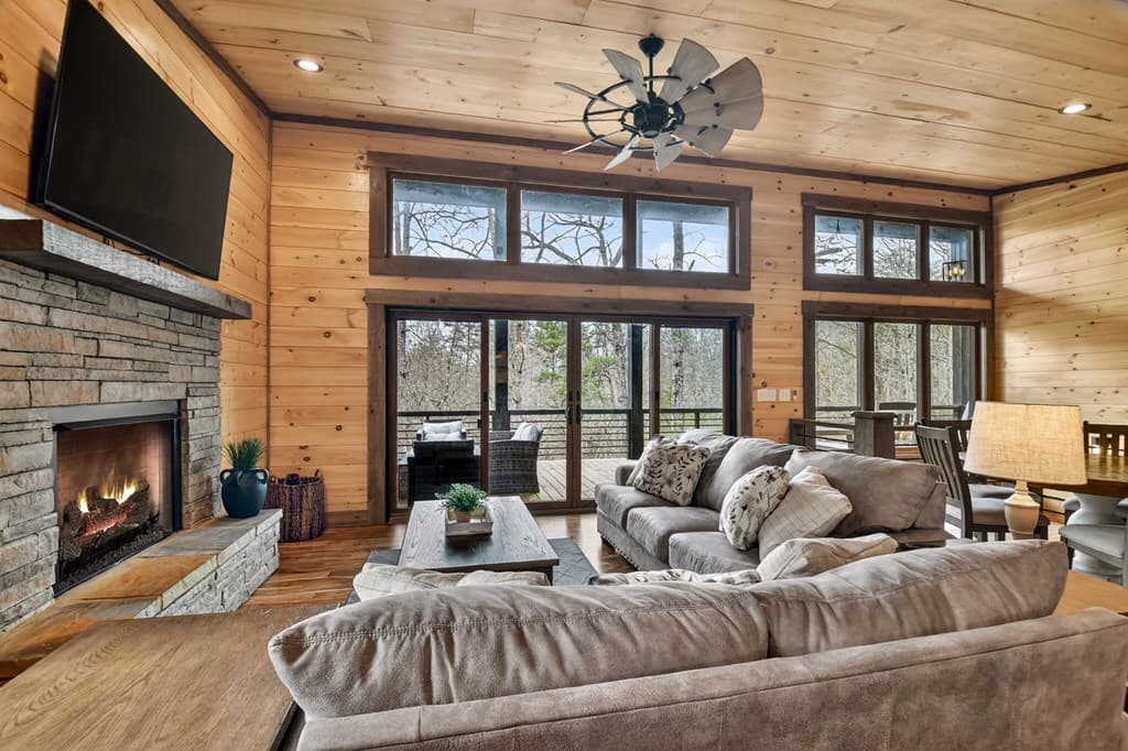171 Cohutta Overlook Lane, Blue Ridge GA 30513 - Photo