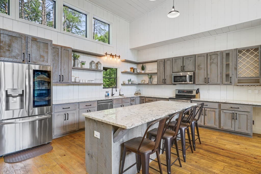 59 Overlook Drive, Blue Ridge GA 30513 - Photo