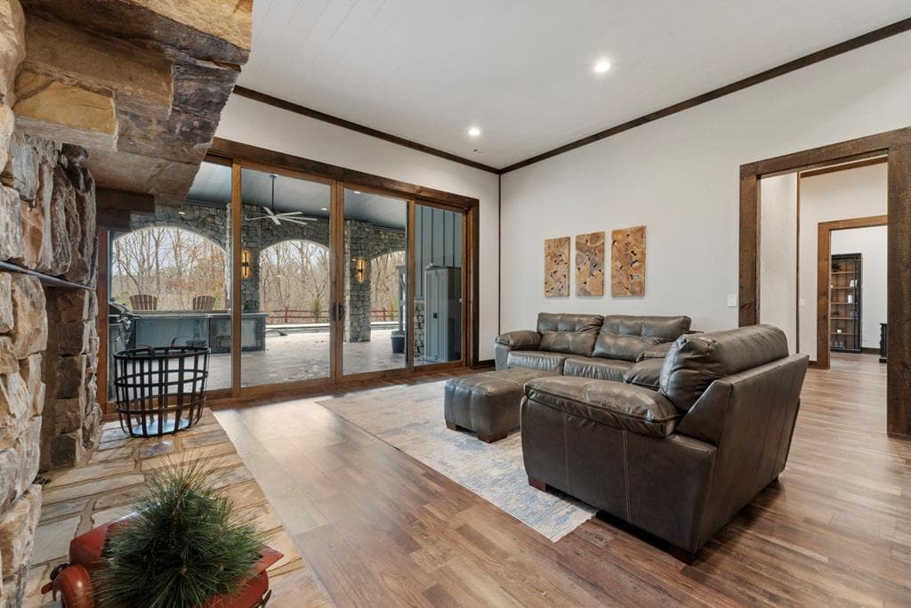 101 Bennett Springs Court, Mineral Bluff GA 30559 - Photo