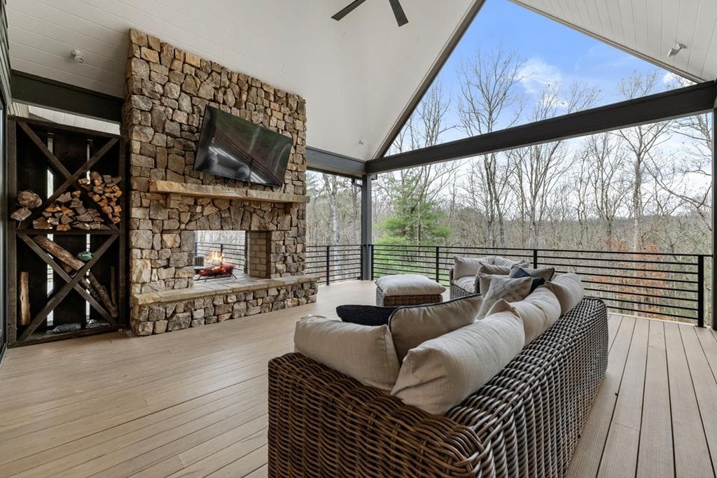 101 Bennett Springs Court, Mineral Bluff GA 30559 - Photo