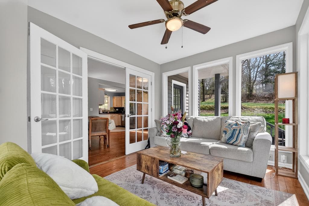 1133 E Main Street, Blue Ridge GA 30513 - Photo