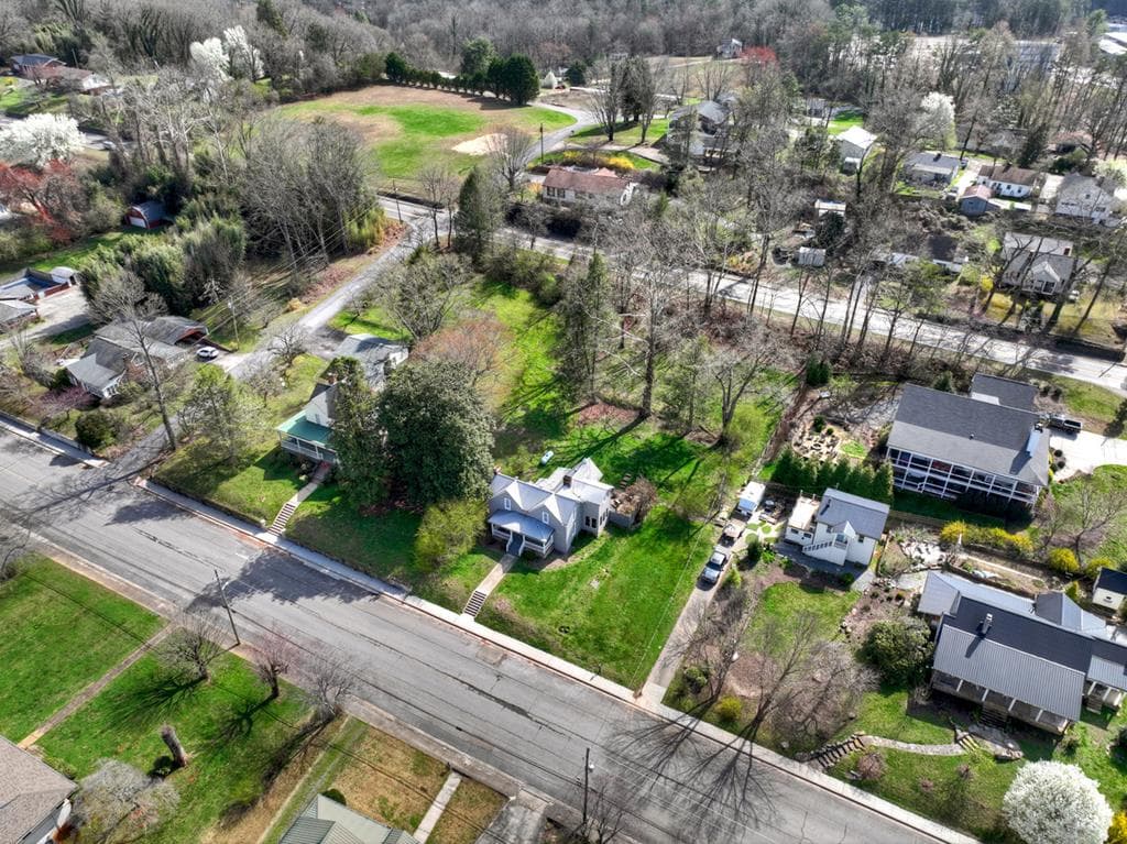 1133 E Main Street, Blue Ridge GA 30513 - Photo