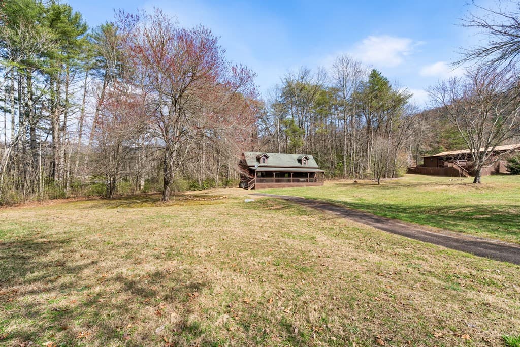 1852 Deer Run Circle, Hiawassee GA 30546 - Photo