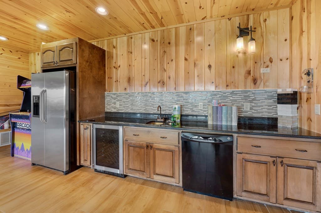 502 Overlook Drive, Blue Ridge GA 30513 - Photo