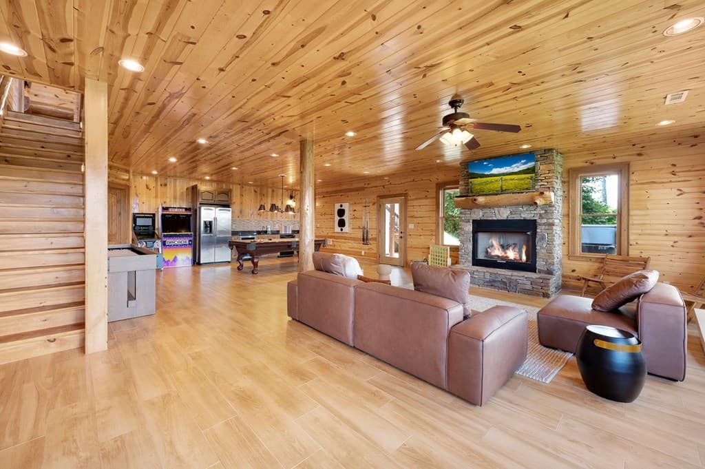 502 Overlook Drive, Blue Ridge GA 30513 - Photo