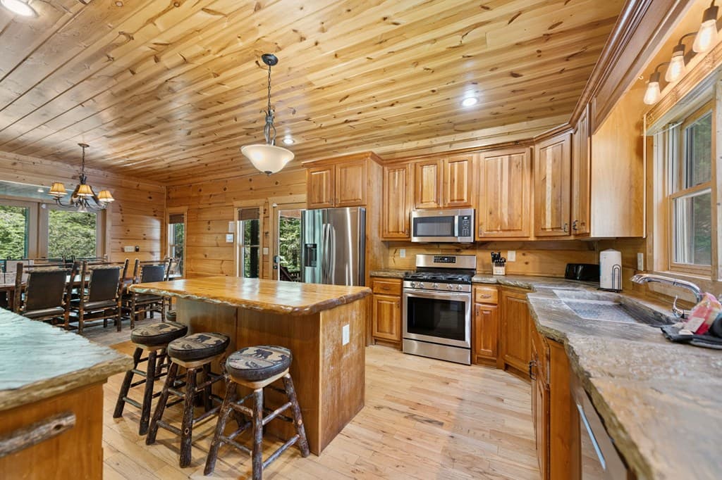 1082 Sunset Road, Epworth GA 30541 - Photo