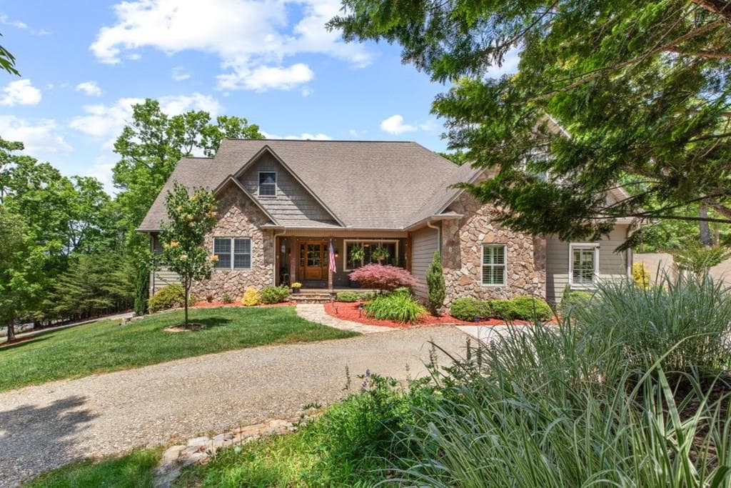159 Apple Blossom Road, Blairsville GA 30512 - Primary photo